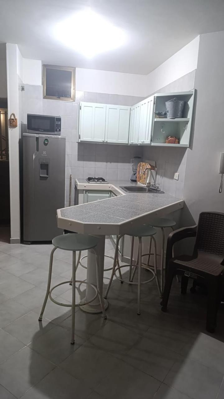 Appartement Edificio Mar De Leva à Santa Marta  Extérieur photo